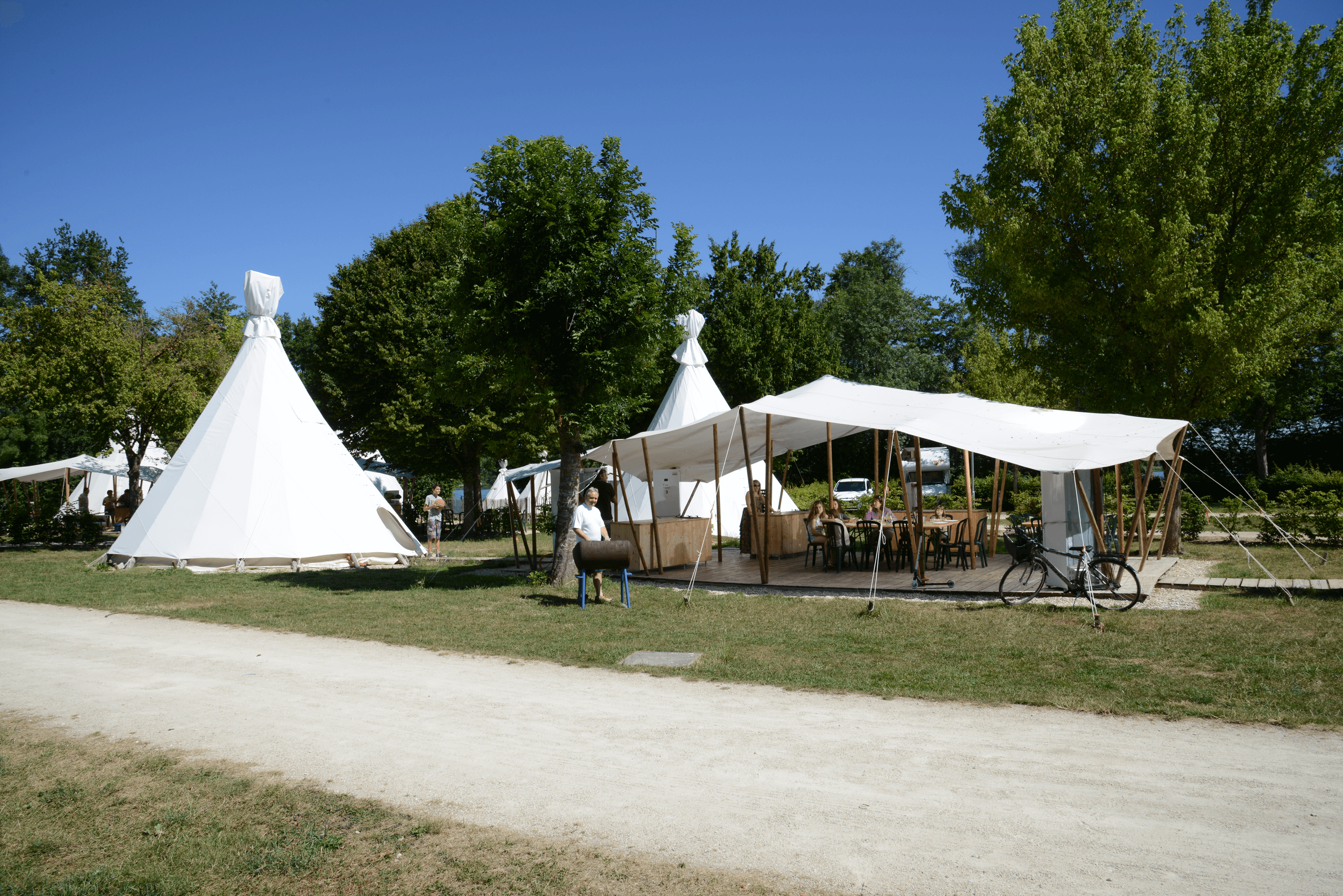 Espace cuisine tipi famille