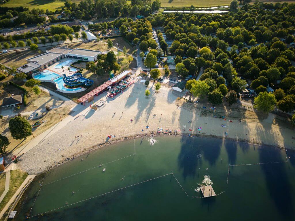 Plage et centre aquatique La Plaine Tonique