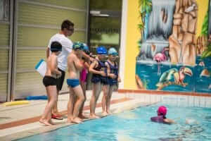 Cours de natation enfant